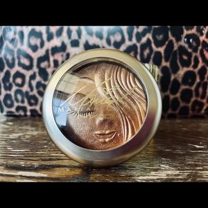 My Mimi, Mariah Carey MAC highlight